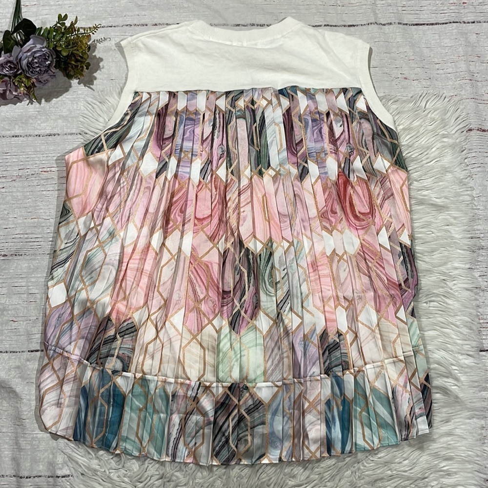 NWT Ted Baker London Clariey Sea of Clouds Back-Pleat Top Size Ted 4/ US 10 - Picture 3 of 15
